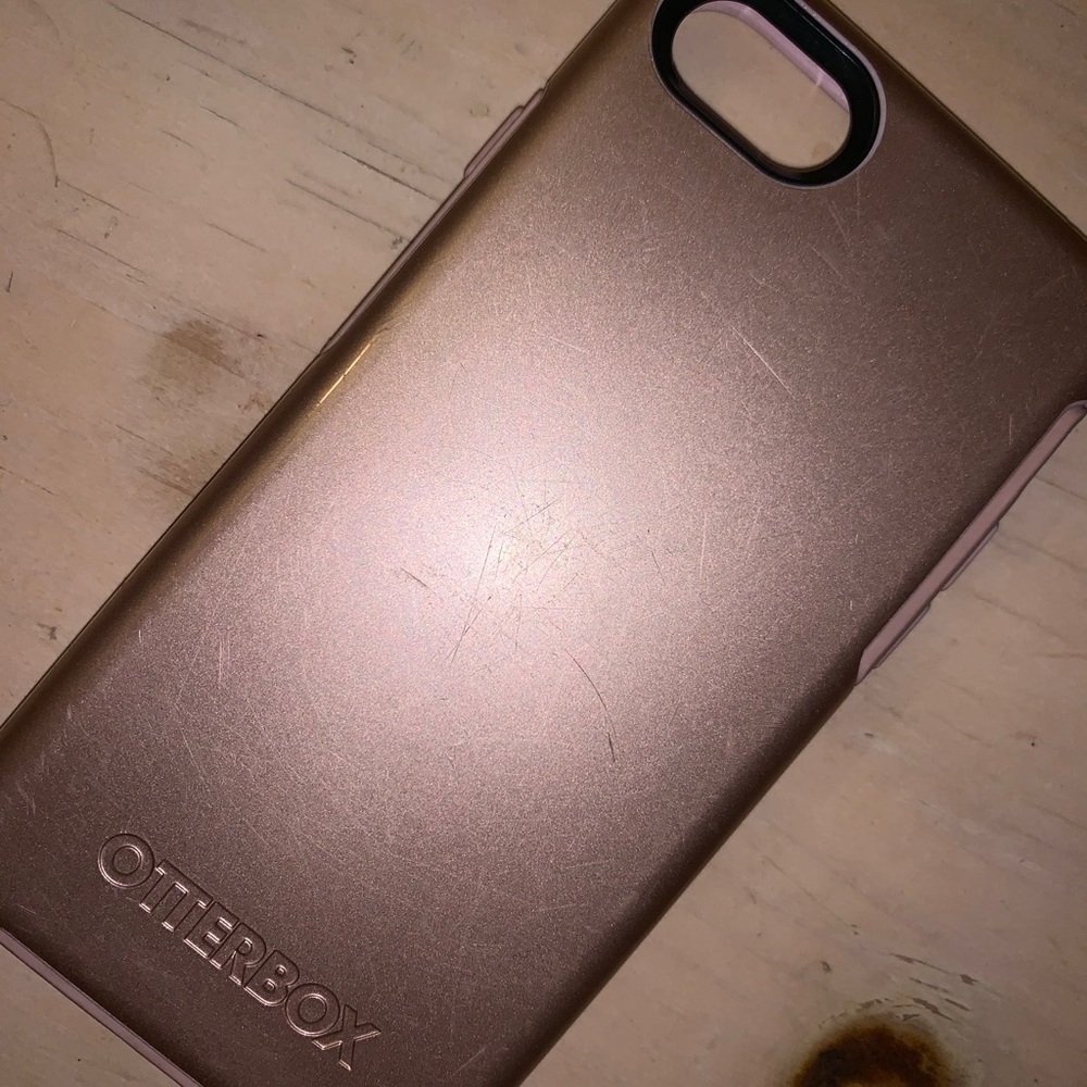 Iphone 7 Case Bundle! - image 4